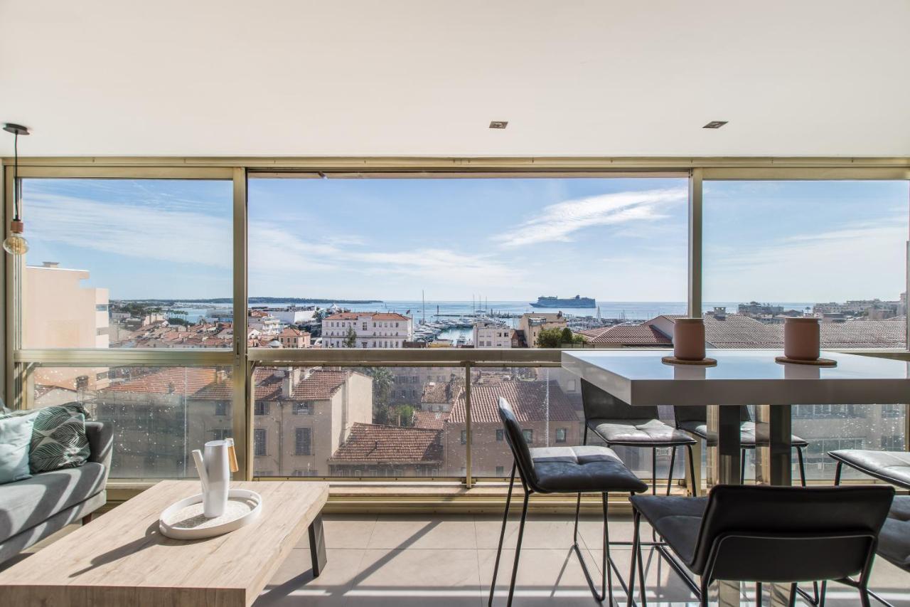 Lb Vacation Rentals I Admire Panoramic Ocean Views Through Walls Of Windows Cannes Esterno foto